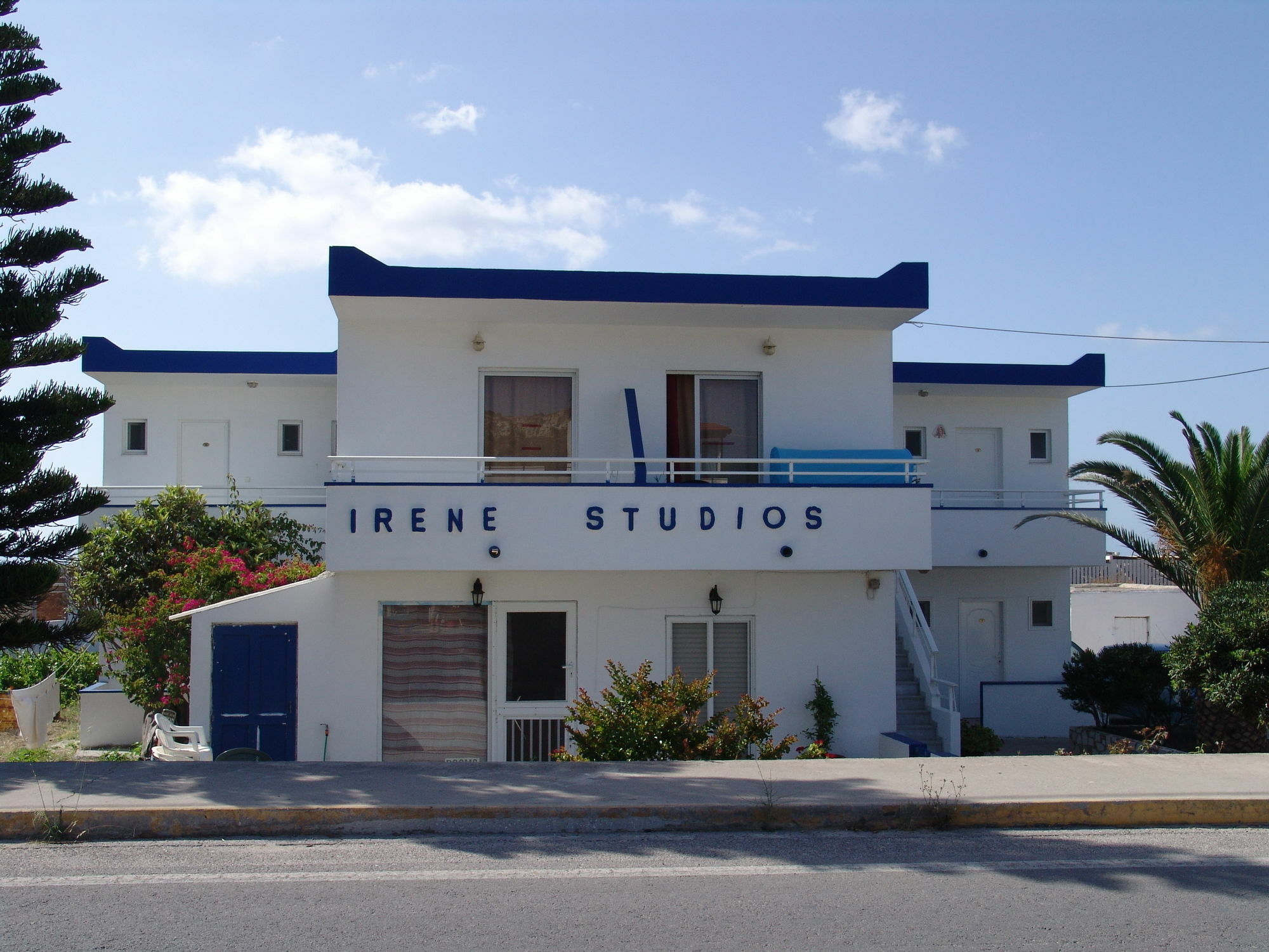 קפלוס Irene Studios מראה חיצוני תמונה
